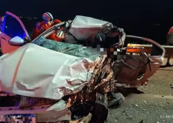 Barbeiro que sofreu acidente de carro com amigos morre no hospital após 10 dias internado