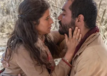 Josué ( Thomas Aquino ) frente a frente com Rosa ( Isadora Cruz ) • Globo/Estevam Avellar