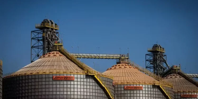 Capacidade de armazenamento do país cresceu 2,1% no segundo semestre de 2024