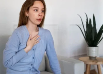 O gás se espalha com facilidade pelo ambiente, alcançando locais de difícil acesso -
crédito: FreePik