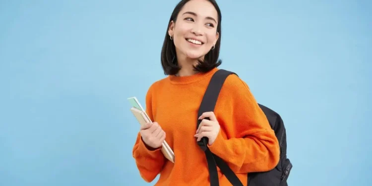 Faculdade Anhanguera abre inscrições para bolsas de estudo integrais