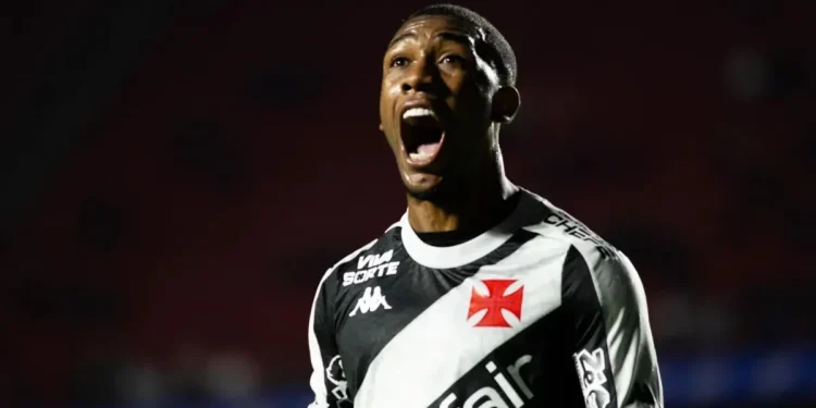 Vasco passeia contra o São Paulo, e Diniz instaura crise no ex-clube