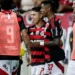 Flamengo mantém liderança do Brasileirão sem jogar e nos Estados Unidos