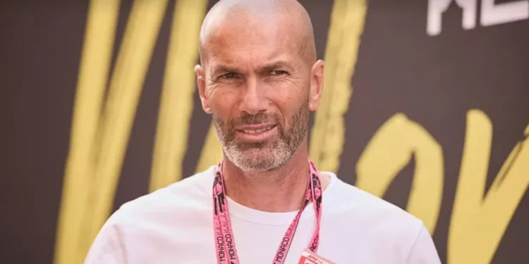Presidente da Federação Francesa de Futebol abre as portas para Zidane na seleção: “Estou muito feliz”