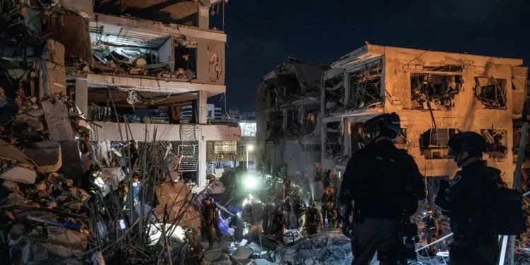 Governo busca saída de brasileiros em Israel, mas depende de segurança