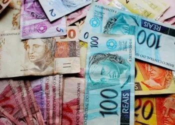 Notas de dinheiro • Joel Santana/Pixabay