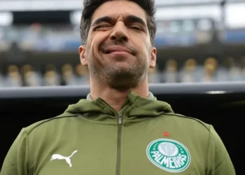Abel Ferreira elogia estreia do Palmeiras: “Goleiro do Porto foi o melhor”