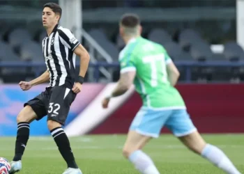 Botafogo leva susto do Seattle Sounders, mas estreia com vitória no Mundial
