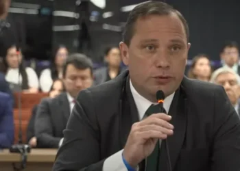 O tenente-coronel Mauro Cid em depoimento ao STF nesta segunda-feira (09) • Reprodução/Youtube/Rádio e TV Justiça