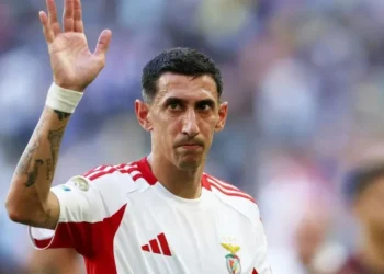 Coincidência? Di María volta a marcar contra argentinos após exatos 18 anos