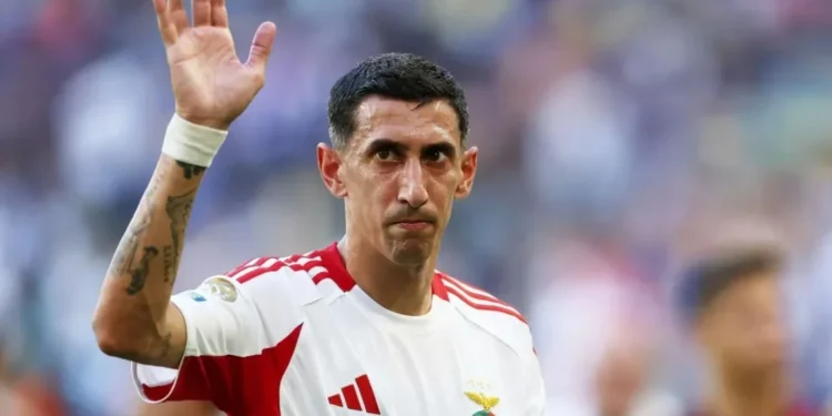 Coincidência? Di María volta a marcar contra argentinos após exatos 18 anos
