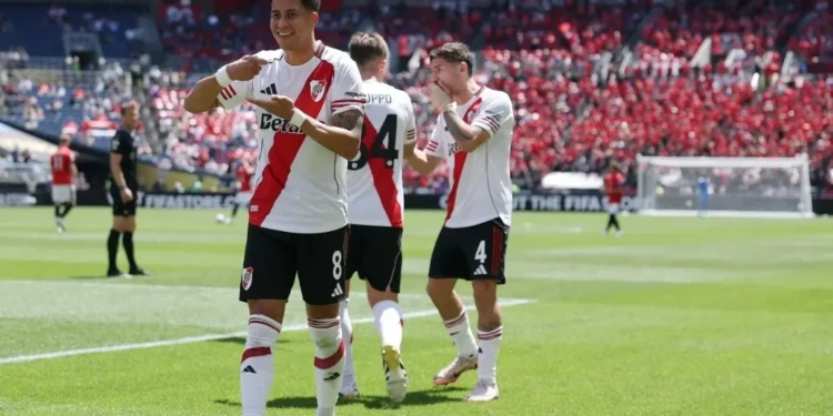 River Plate brilha na bola aérea e vence Urawa Reds pelo Mundial de Clubes