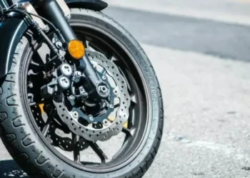 Moto • Vlad Kutepov/Unsplash