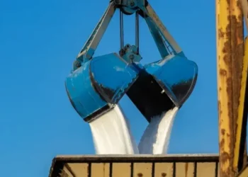 O Irã é um grande produtor de amônia, que impacta diretamente na oferta mundial de nitrogenados — Foto: Claudio Neves/Portos do Paraná