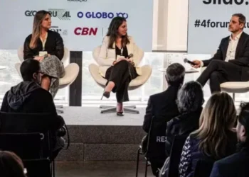 Painel do Fórum Futuro do Agro debateu os desafios e soluções do financiamento verde — Foto: Thiago de Jesus/Globo Rural