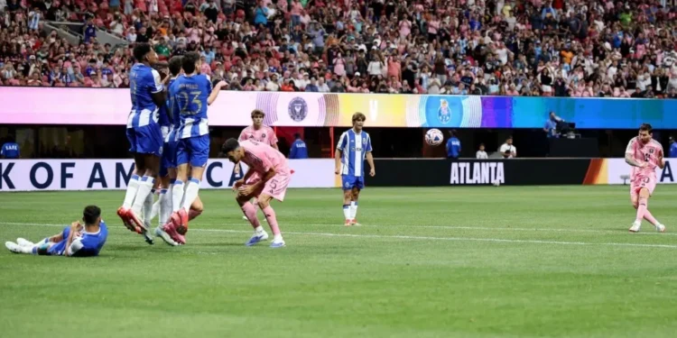 Messi diz que Palmeiras “é um dos maiores clubes do mundo”