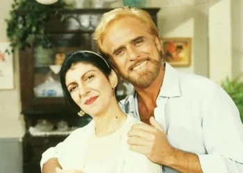 Marilia Pera e Francisco Cuoco em "Lua Cheia de Amor" • Reprodução/TV Globo