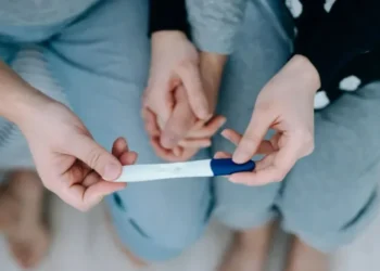 Exames genéticos ajudam a identificar causas da infertilidade e a direcionar para as melhores opções de tratamento  • d3sign/Getty Images