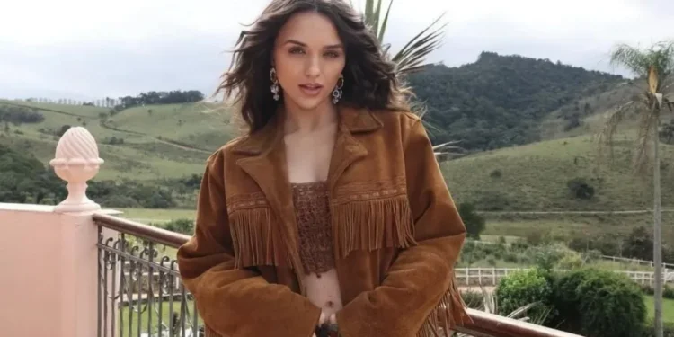 Rafa Kalimann mostra barriga da gravidez do primeiro filho com Nattanzinho