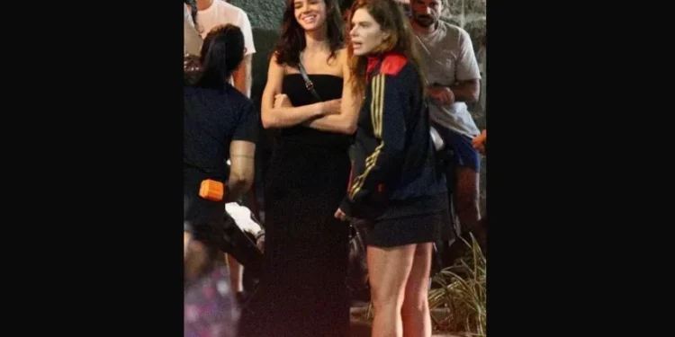 Bruna Marquezine e Mariana Goldfarb curtem barzinho na Gávea; veja fotos