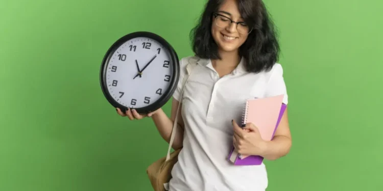 Preparação para o exame exige gestão otimizada do dia a dia • Freepik