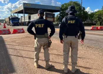 Policiais rodoviários federais durante a Operação Corpus Christi 2025 no Tocantins — Foto: Divulgação/PRF