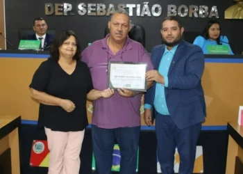 Vereador Núbio Gomes homenageia personalidades em Miracema