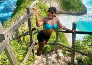 4 de 6 A jovem realizava um "mochilão" pela Ásia desde fevereiro e visitou países como Filipinas, Tailândia e Vietnã antes de chegar à Indonésia • Reprodução/Redes Sociais