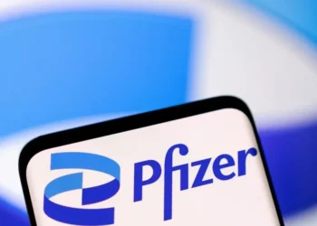 Logo da Pfizer  • 1/5/2022 REUTERS/Dado Ruvic/Ilustração/Arquivo
