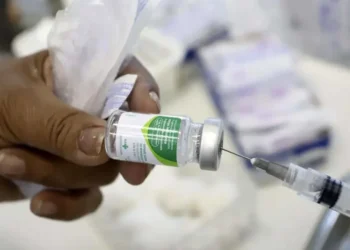 A vacina é a melhor forma de minimizar a forma grave da SRAG
crédito: © Arquivo/Gilberto Marques/Governo do Estado de São Paulo