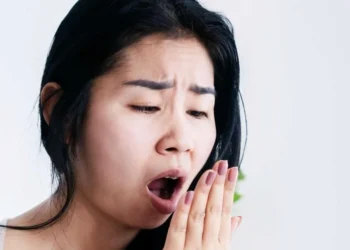 A remoção de resíduos entre os dentes pode ser importante
crédito: Getty Images