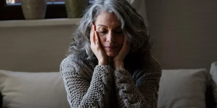 A chave para uma menopausa tranquila e um envelhecimento saudável está na prevenção contínua crédito: Freepik