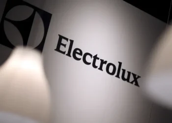 Electrolux • Foto: REUTERS/Hannibal Hanschke/Foto de arquivo