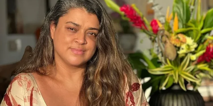 Corpo de Preta Gil chega ao Rio de Janeiro para cerimônia de despedida