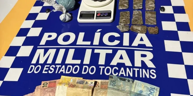 Dupla é presa pela PM por tráfico de drogas em Dueré