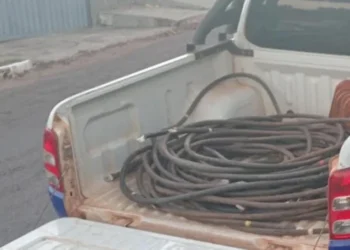 Cabos de cobre recuperados pela Polícia Militar após abordagem a suspeitos na rodovia TO-080 - Foto: Ascom 8º BPM