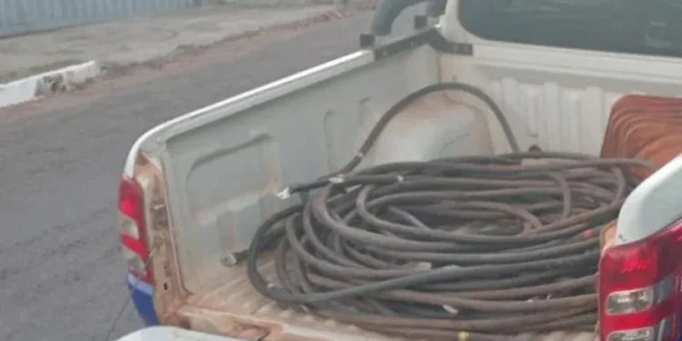 Polícia Militar prende dois homens por furto de cabos de cobre em Caseara