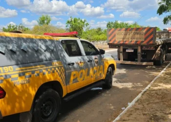 A equipe policial constatou sinais de abrasão (lixamento) e supressão na numeração da longarina - Foto: Ascom BPMRED