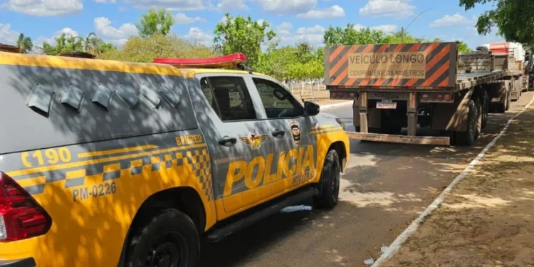 A equipe policial constatou sinais de abrasão (lixamento) e supressão na numeração da longarina - Foto: Ascom BPMRED