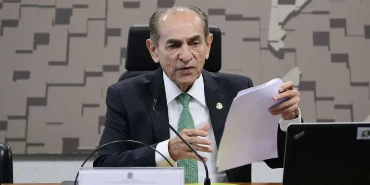 Policiais atuam para derrubar quarentena eleitoral