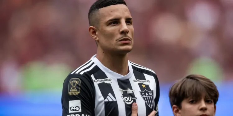 Atlético-MG confirma lesão de Guilherme Arana; Cuello é liberado pelo DM