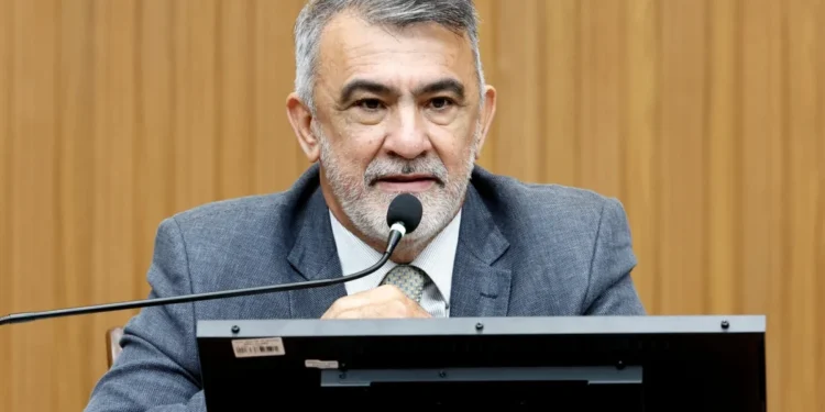 Presidente da Aleto garante celeridade na votação do novo PCCR da Educação