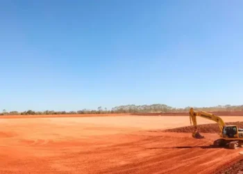 Localizado na zona rural do assentamento São João, Prefeitura de Palmas executa terraplanagem para construção da sétima célula do Aterro Sanitário