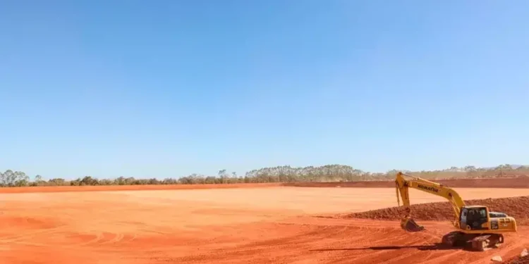 Localizado na zona rural do assentamento São João, Prefeitura de Palmas executa terraplanagem para construção da sétima célula do Aterro Sanitário