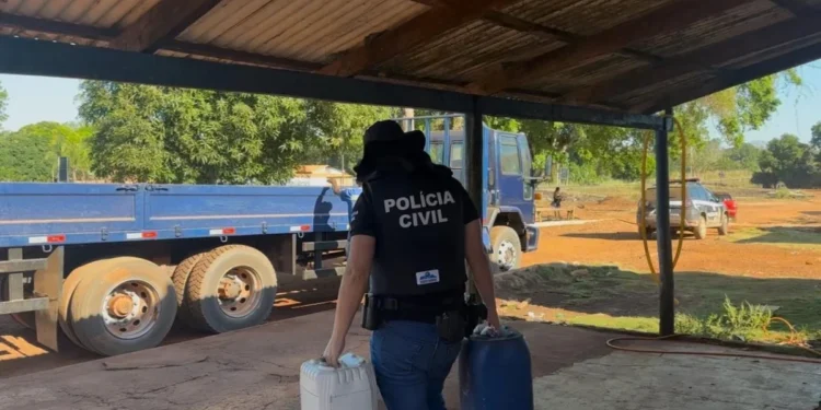 Em Araguatins, Polícia Civil do Tocantins desarticula comércio clandestino de combustíveis e agrotóxicos e esclarece furto de gado