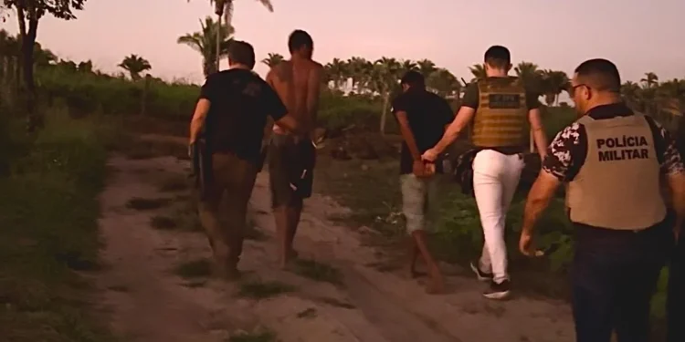 Em Augustinópolis, Polícias Civil e Militar prendem suspeitos de roubo a mão armada em posto de combustível - Divulgação PC/TO