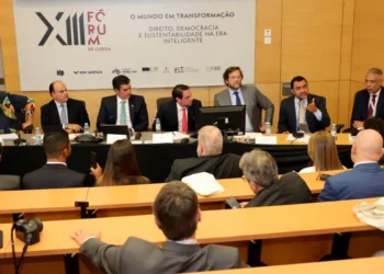 Governador Wanderlei Barbosa destaca protagonismo ambiental do Tocantins durante painel do Fórum de Lisboa, em Portugal