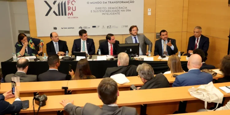 Governador Wanderlei Barbosa destaca protagonismo ambiental do Tocantins durante painel do Fórum de Lisboa, em Portugal