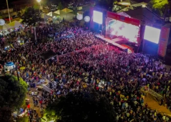 Governador Wanderlei Barbosa participa do Taquaruçu Fest com Bell Marques e reforça apoio à cultura e ao turismo no Tocantins