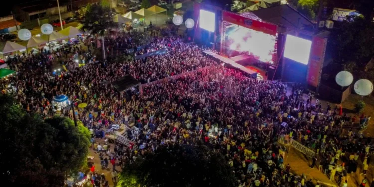 Governador Wanderlei Barbosa participa do Taquaruçu Fest com Bell Marques e reforça apoio à cultura e ao turismo no Tocantins